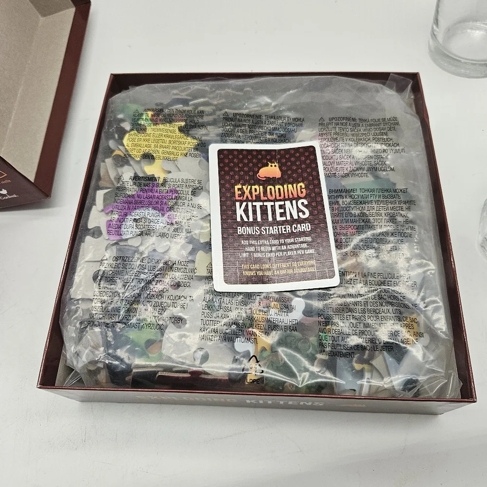 Exploding Kittens 300pc Puzzle - Picture 3 of 3